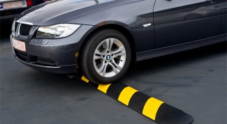 How to install a speed bump