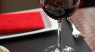 Как выбрать сухое красное вино