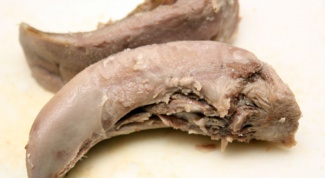 How to clean pork tongue