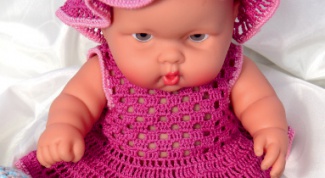 How to knit clothes for dolls
