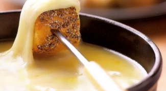 How to choose a fondue set