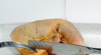 How to separate chicken meat from the bones
