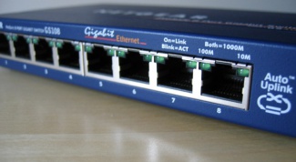 How to combine two computers into the network through a router