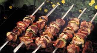 How to cook shish kebab on coals