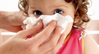 How to quickly cure a cough and a runny nose in a child