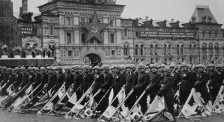 Как проходил парад 9 мая 1945 года