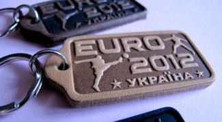 Где купить сувениры с символикой Евро 2012