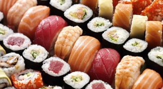 Почему нельзя есть суши и ролы до 21 года