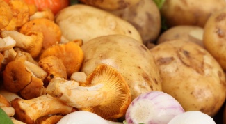 Как потушить картофель с грибами