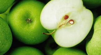 Полезные свойства зеленых яблок