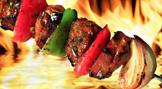How delicious to soak skewers
