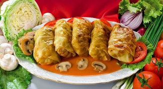 How to cook cabbage rolls with minced meat