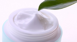 How to add oil to creams