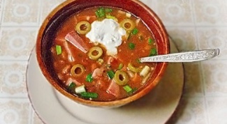 Soup with beans and ham