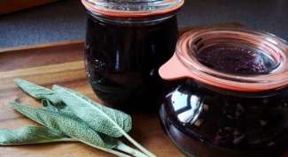 How to cook jam from a black currant