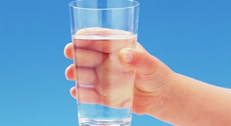 Is it harmful to constantly drink mineral water