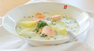 Сливочный суп из лосося