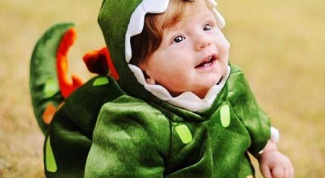 Как сшить ребенку костюм динозавра