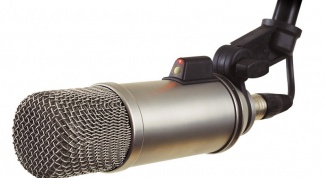 Какой микрофон лучше - проводной или беспроводной
