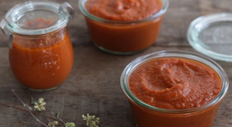Как приготовить домашний томатный соус из запеченных овощей