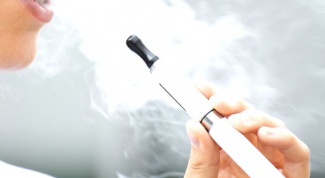 The pros and cons of electronic cigarettes