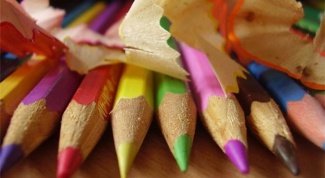 How to choose a good colored pencils