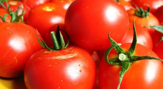 The benefits and harms of tomatoes