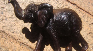 Что означает статуэтка слона