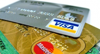 What is the difference of personalized Bank cards from a lack of
