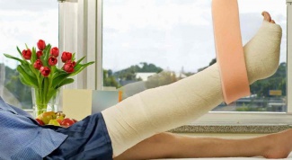 First aid for fracture, dislocation and leg injury