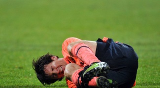 What kind of injured Messi