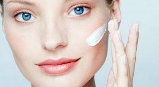 Как сделать крем для лица в домашних условиях для сухой кожи