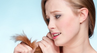 Причины сечения кончиков волос