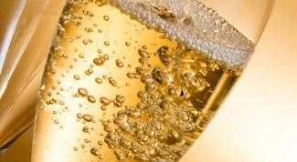 Champagne and sparkling wines: learn the difference once and for all