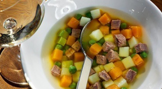 Холодный тыквенный суп с говядиной