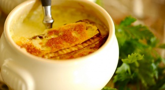 Сливочный суп с сыром бри 