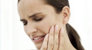 Why hurt pulpless tooth 