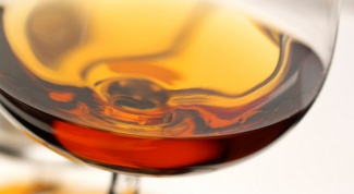 Raises or lowers the pressure of cognac