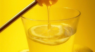 Как приготовить полезный напиток на меду 