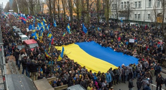 Почему не стоит радоваться революции на Украине