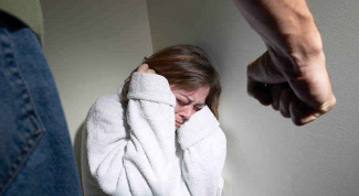 Домашнее насилие: как распознать плохого мужа в хорошем женихе?