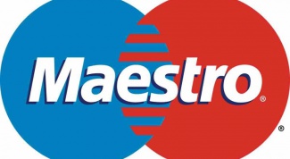 What are the differences between visa and maestro