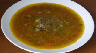 Постный суп из чечевицы с перловкой 