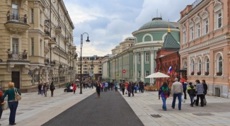 Какая из ныне существующих улиц Москвы самая старая