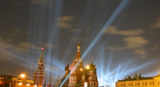 Когда и как отмечают день рождения Москвы