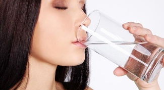 Как пить воду натощак