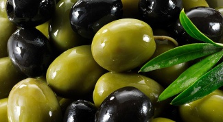Чем отличаются маслины от оливок 