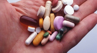 What drugs reduce cholesterol