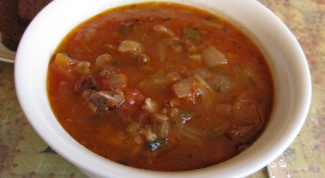 Суп «Бычьи хвосты с красной фасолью»