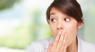 Как понять причину неприятного запаха изо рта